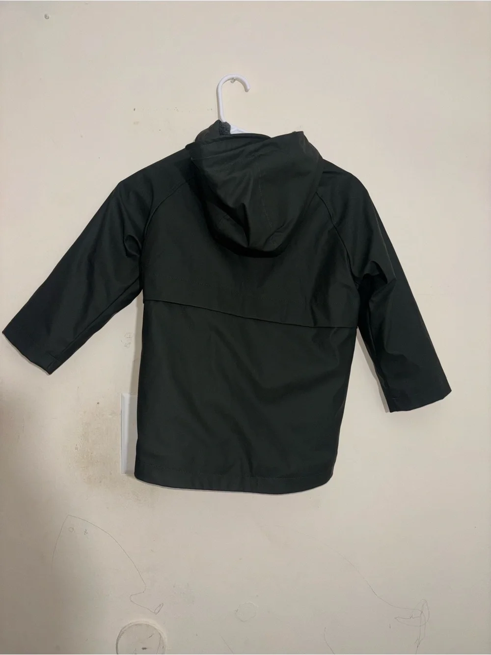 Zara Kids olive green hooded rain jacket with sherpa lining Size 6-7